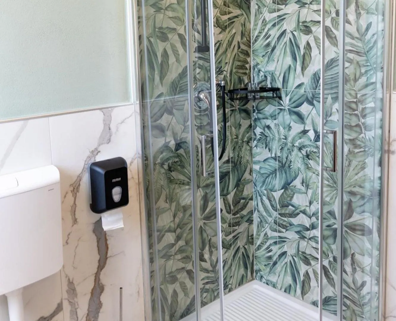 Hotel Giallo Noceto