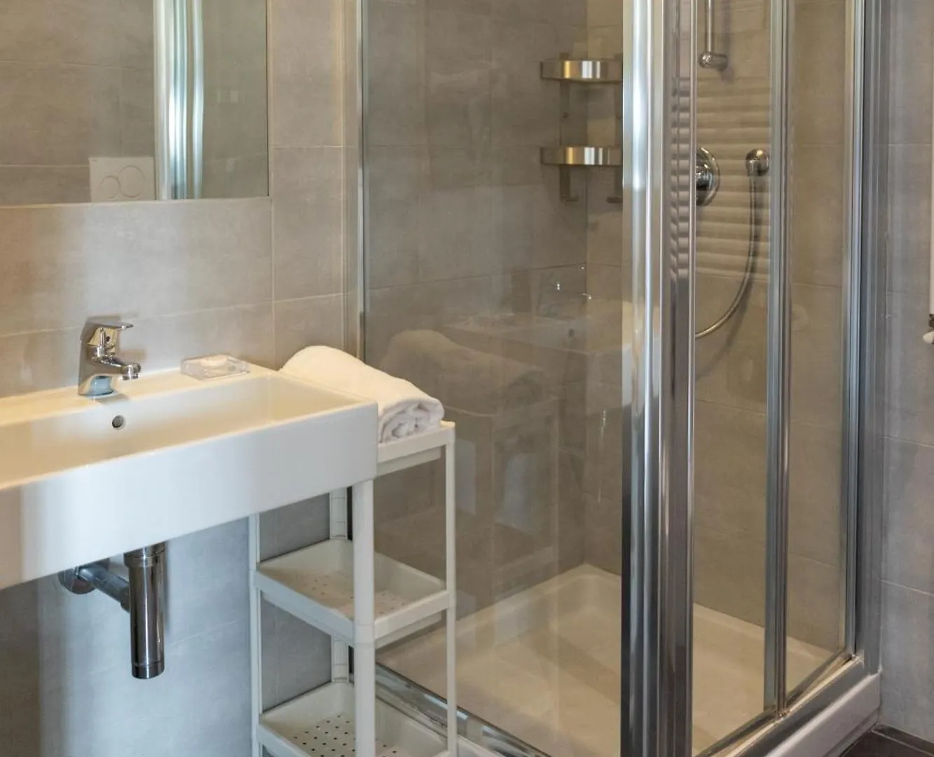 Hotel Giallo Noceto